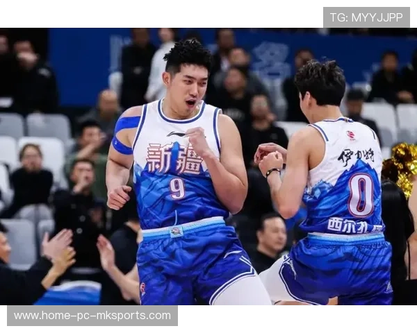 球队组建蓝图逐步清晰，季前赛备战进入冲刺期，球队布局