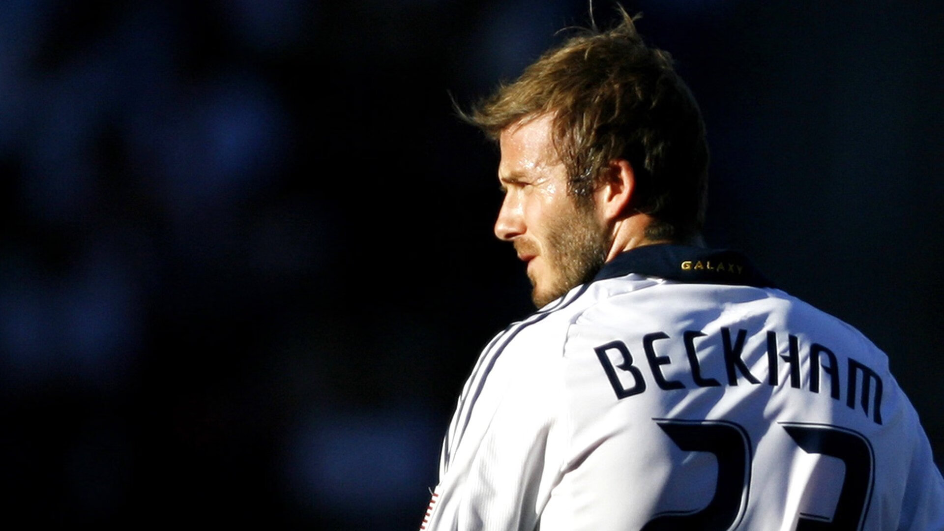 奥预赛中国队夺冠 球迷集体庆祝辉煌时刻,中国奥预赛直播